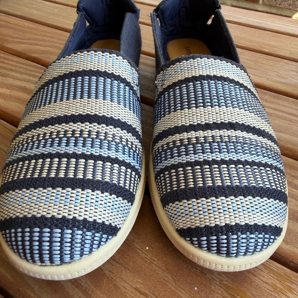 Baretraps Viccia Womens 7.5M Navy Blue Striped Woven Slip On Loafers - Picture 2 of 8